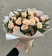 Букет Кремовые розы Латте в Головино