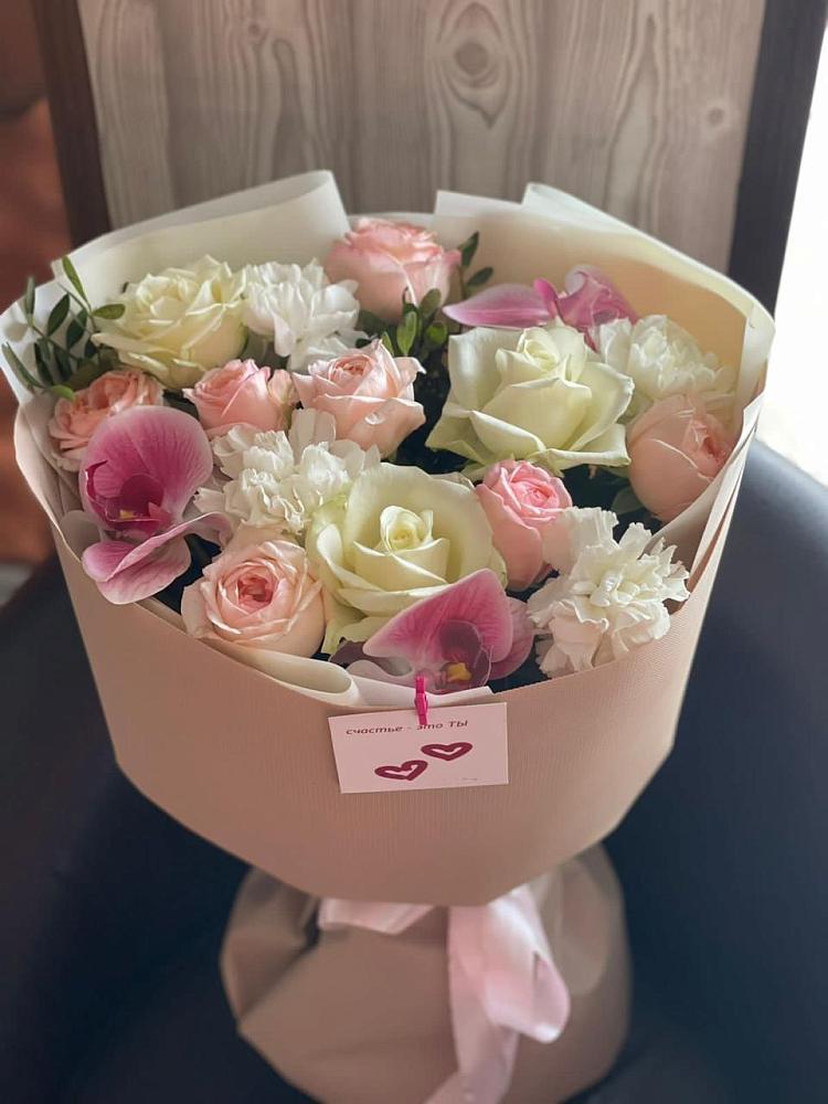 Букет цветов из: Орхидеи, Розы и Гвоздики в Головино