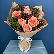 Букет цветов из:  Розы и Альстромерии в Головино