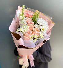 Букет цветов из:  Хризантемы и Розы в Головино