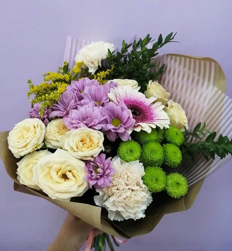 Букет цветов из: Хризантемы, Розы, Гвоздики и Герберы в Головино