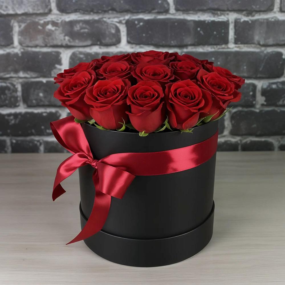 Цветочная композиция из Розы в шляпной коробке в Головино