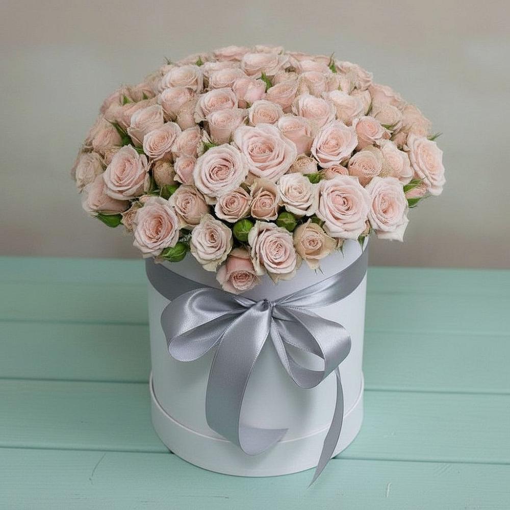 Цветочная композиция из Розы в шляпной коробке в Головино